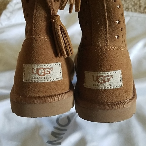 UGG boots - Picture 2 of 6
